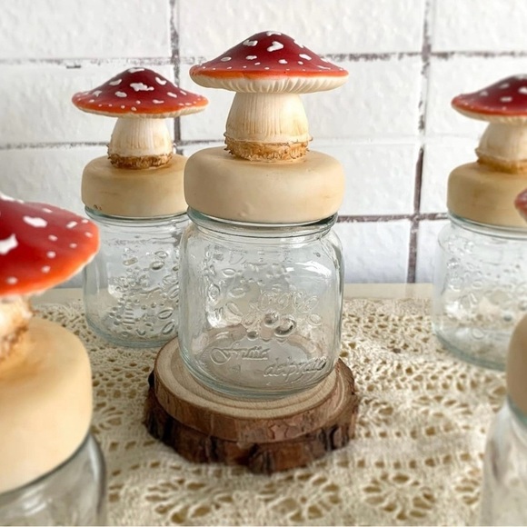 Artisan Mushroom Canister, NIB - Picture 8 of 9